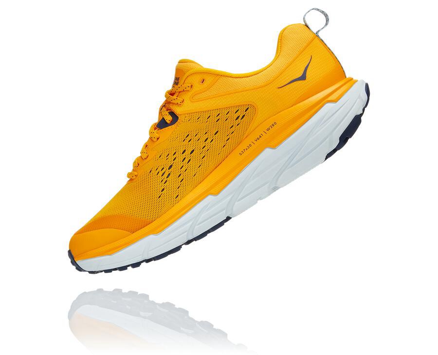 Hoka One One Trail Schoenen Heren - Challenger Atr 6 - Geel - OV4397850